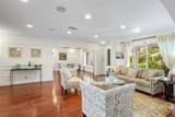 981 Hickory Terrace - Photo 6