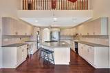 7033 Hall Boulevard - Photo 9