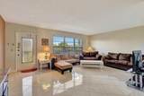 311 Greenbrier B - Photo 3