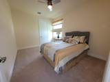 1080 Southlakes Way - Photo 15