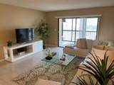 7076 Huntington Lane - Photo 18