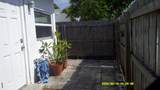 412 Macy Street - Photo 2