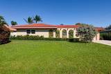 1117 Mendoza Avenue - Photo 2