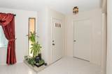 1117 Mendoza Avenue - Photo 5