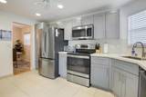 3810 Via Poinciana - Photo 3