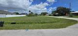 801 Amethist Terrace - Photo 3