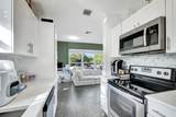 1446 Perry Street - Photo 16