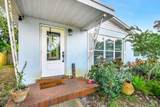 1446 Perry Street - Photo 4