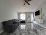 3815 Woodridge Ter - Photo 4