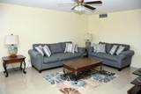 3400 Springdale Boulevard - Photo 2