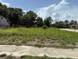 915 21st Street - Photo 5