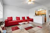 102 Westbury - Photo 8