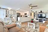 242 Markham L - Photo 2