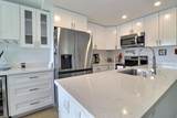 242 Markham L - Photo 3