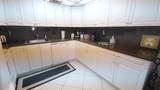 209 Greenbrier A - Photo 8