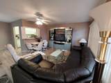 548 Fanshaw N - Photo 4