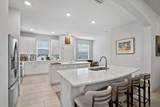 194 52nd Square - Photo 7