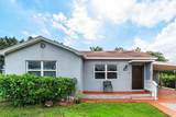 930 43rd Street - Photo 4