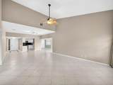 1660 Twelve Oaks Way - Photo 3