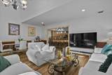 605 Maplewood Drive - Photo 4
