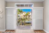 813 Estancia Way - Photo 18