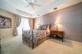 11860 Valencia Gardens Avenue - Photo 15