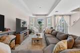 11860 Valencia Gardens Avenue - Photo 4