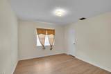 2007 Oleander Boulevard - Photo 22