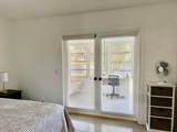 1011 Harwood C - Photo 13