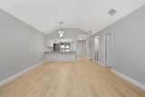 3113 Kingswood Terrace - Photo 4
