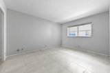 240 Croton Avenue - Photo 12