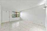 240 Croton Avenue - Photo 6