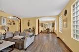 876 Gazetta Way - Photo 8
