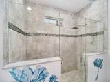 10095 Oak Tree Circle - Photo 14