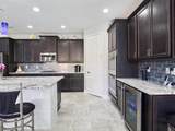 10095 Oak Tree Circle - Photo 3