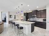 10095 Oak Tree Circle - Photo 9