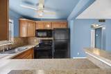 35 Sussex B - Photo 19