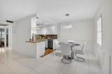 3085 Exeter - Photo 11