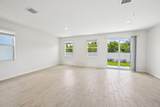 602 Salisbury Circle - Photo 13