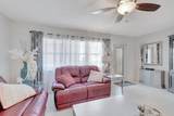 2051 Cambridge C - Photo 4