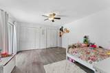 1425 Oxford Lane - Photo 13