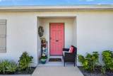 718 Curry Street - Photo 3