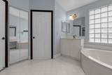 7925 Ambleside Way - Photo 15
