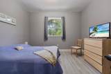 934 42nd Terrace - Photo 33