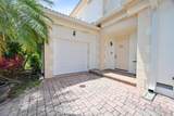 568 7th Square - Photo 1