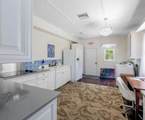 208 Avenue E - Photo 18