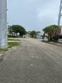 208 Avenue E - Photo 80