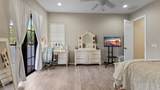 9521 Eden Manor - Photo 76