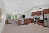 516 Crosspoint Drive - Photo 4