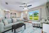 542 Saunders Street - Photo 4